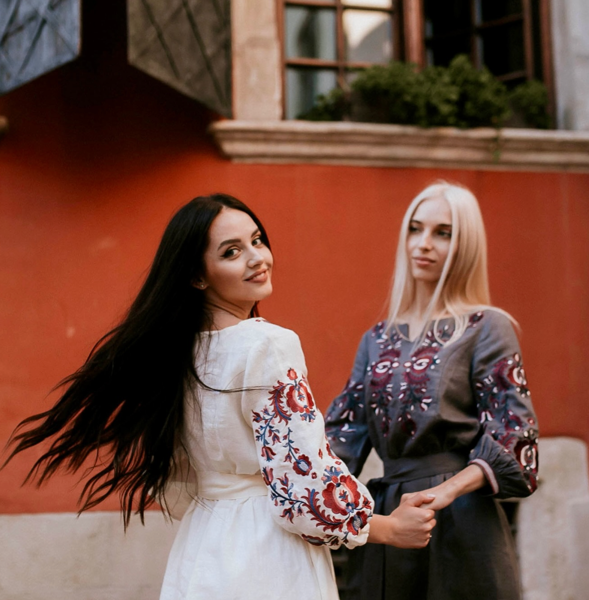 Cream Linen Floral Embroidery Dress
