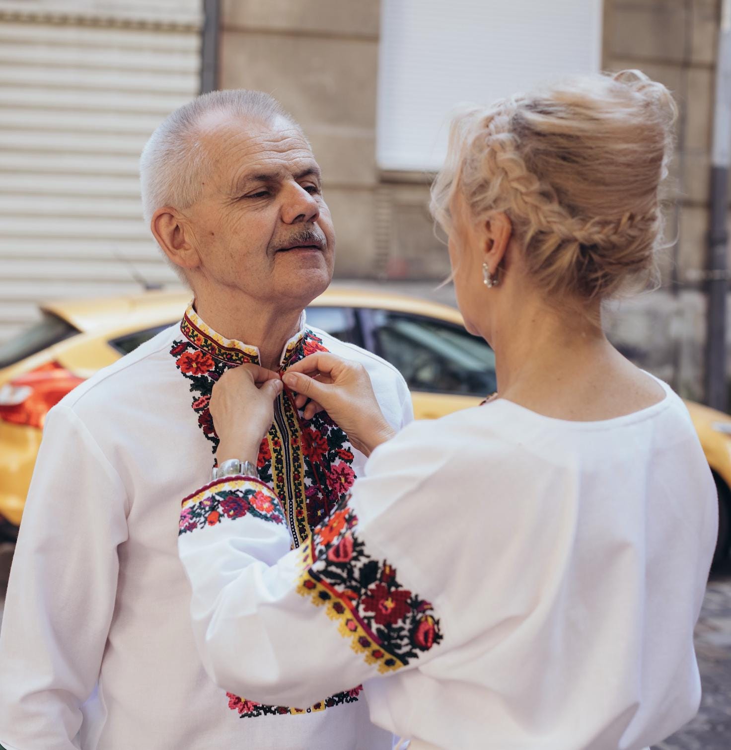 Ukrainian Embroidered Blouse | Bukovynian Floral Vyshyvanka | Handmade Homespun Fabric