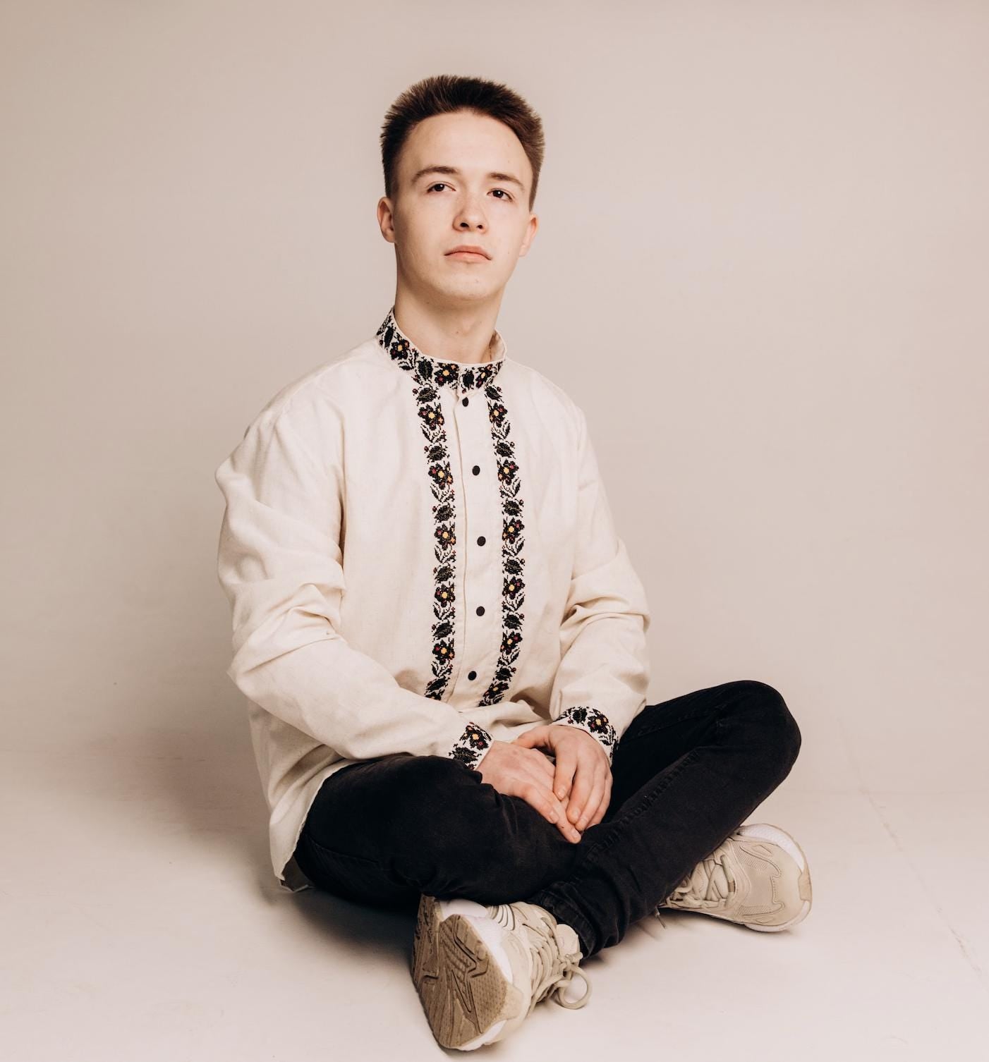 Men’s Ukrainian Embroidered Shirt | Beige Vyshyvanka | Traditional Podillia Pattern