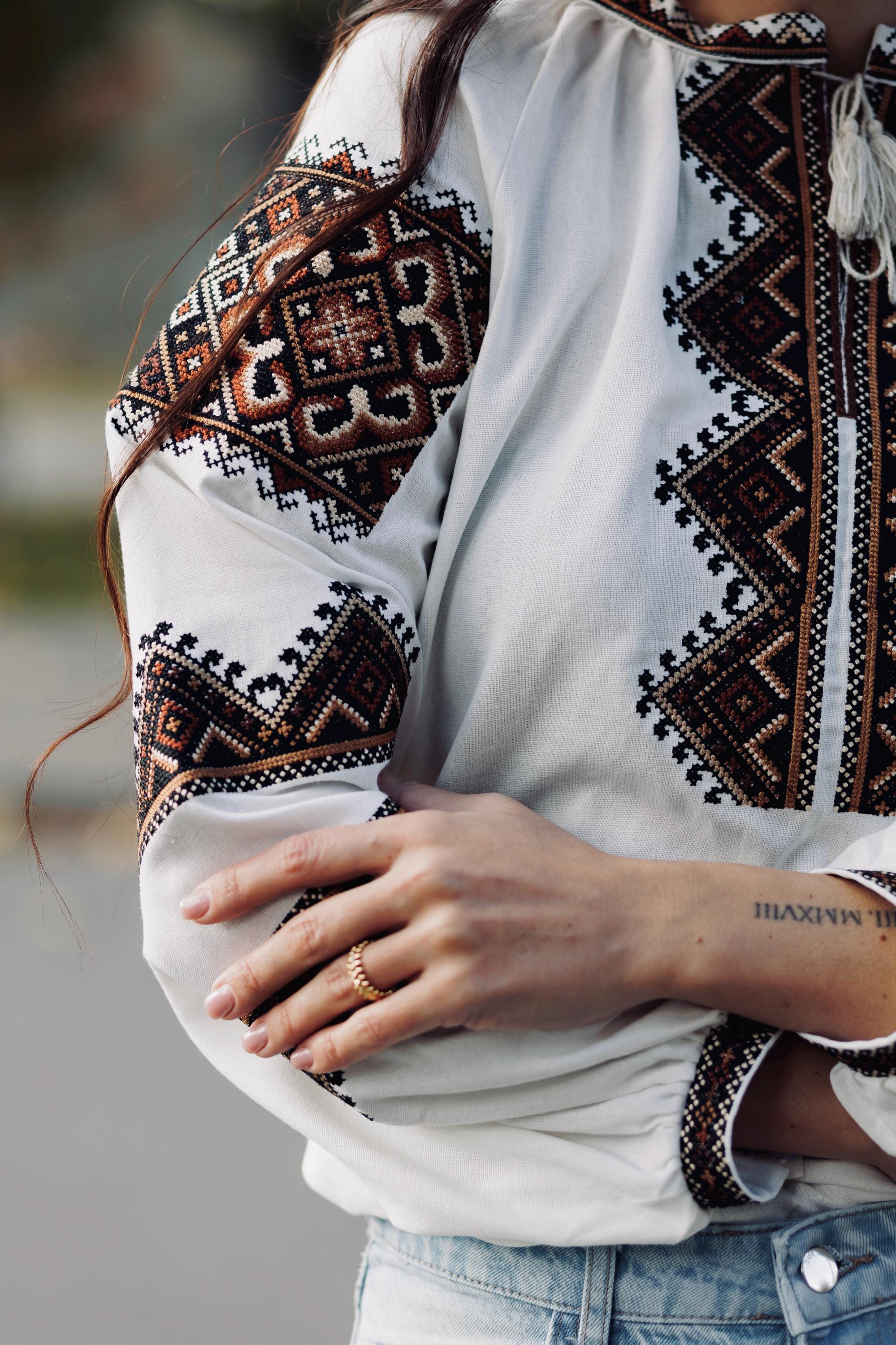 Women’s Brown Embroidered Linen Top | Traditional Ukrainian Folk Blouse
