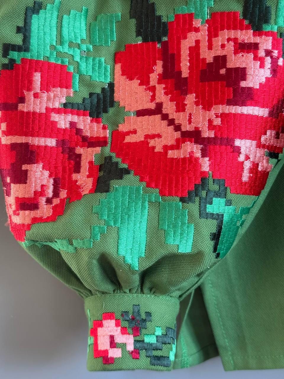 Handcrafted Floral Shirt, Green Boho Top with Roses, Custom Linen Blouse, Premium Embroidered Vyshyvanka, Summer Folk Tunic, Gift for Her